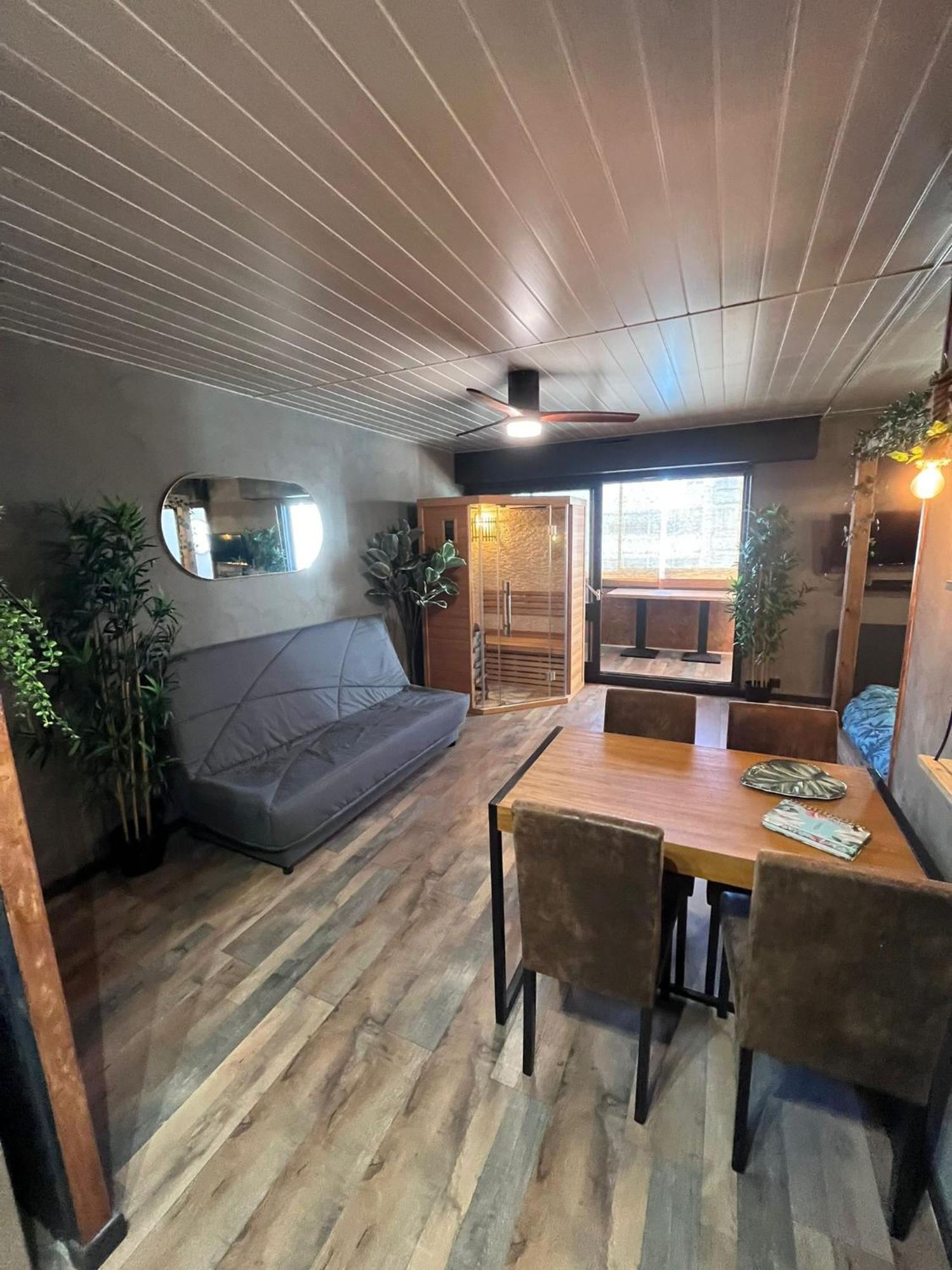 Oasis Tropical & Sauna Saint-Hilaire-de-Riez Exterior foto